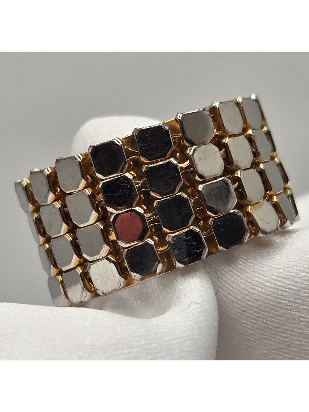 ✨2/$10✨ Hexagon Honeycomb Wedding Band Pattern Silver Ring Size 4.5